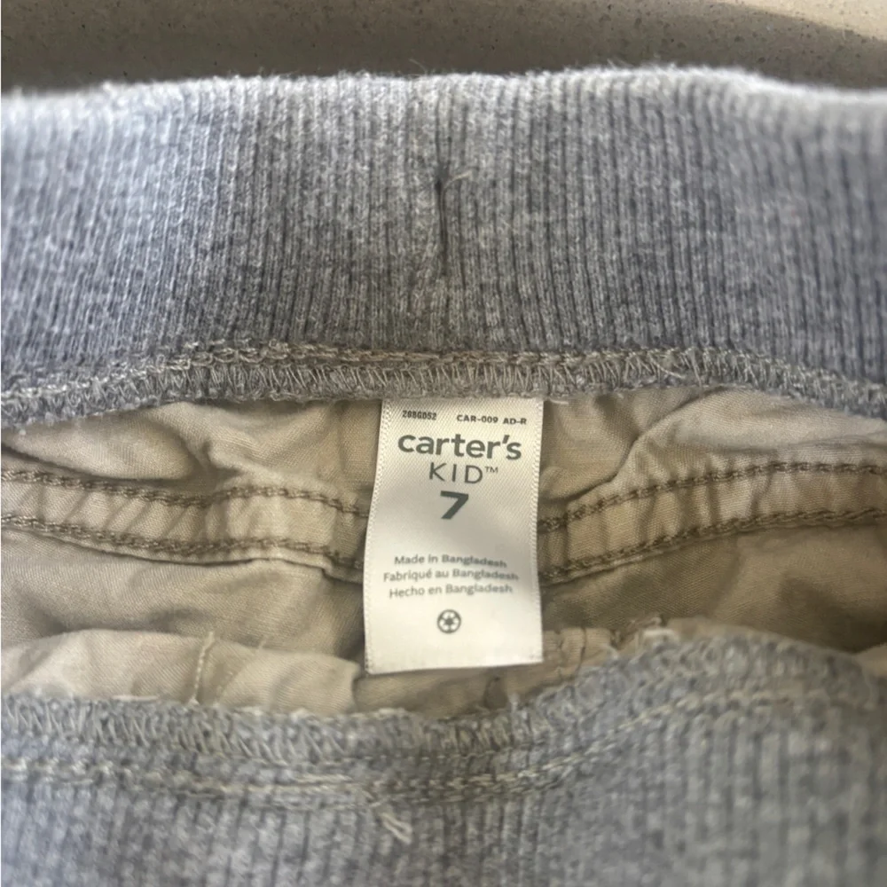 Carter's Gray and Cream Kid's Pants Size 7